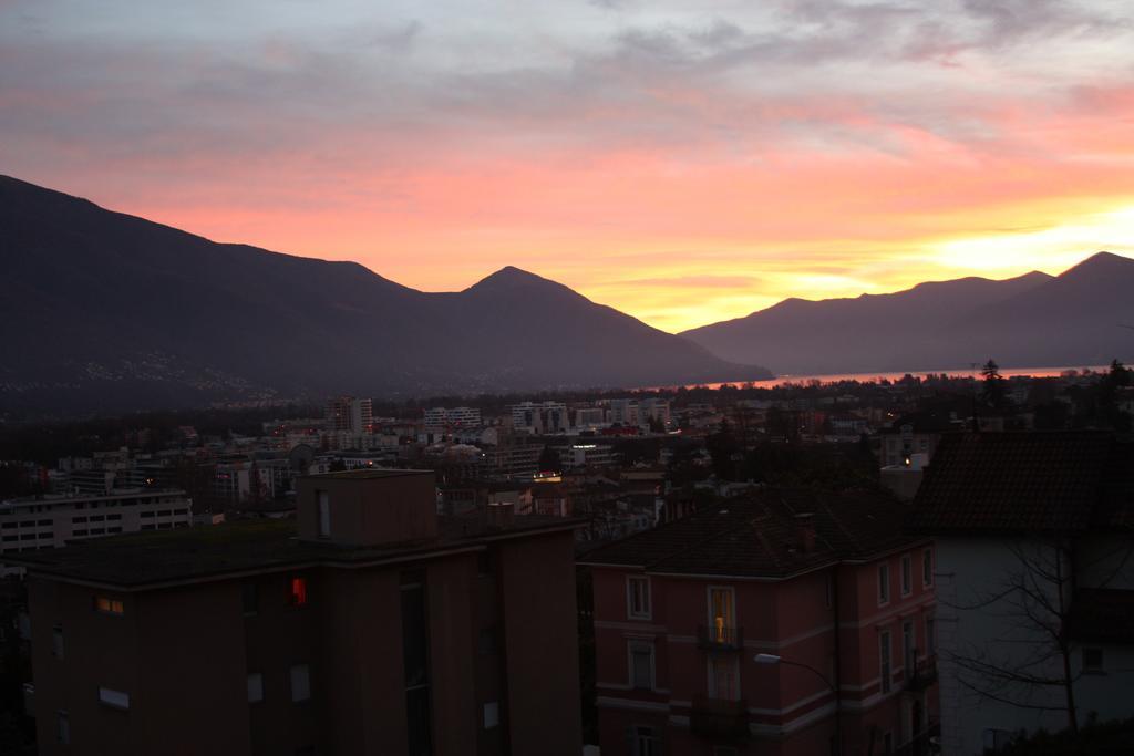 Ferienwohnung Montana Lago Locarno Zimmer foto